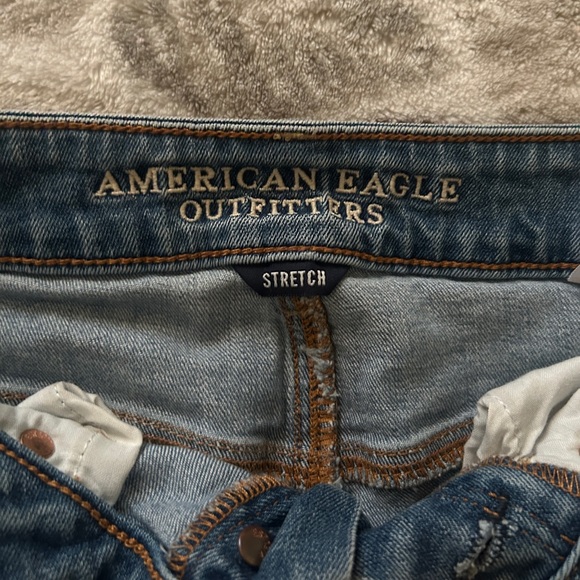 American Eagle Outfitters Women's Ripped Blue Jean Shorts - Picture 2 of 3